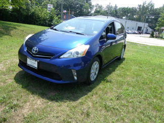 Used 2013 Toyota Prius V Five image 1