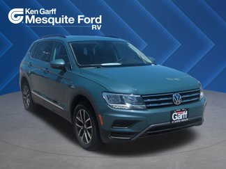 Used 2020 Volkswagen Tiguan SE w/ Panoramic Sunroof Package image 1