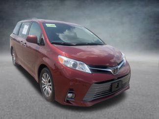 Used 2018 Toyota Sienna XLE Premium image 1