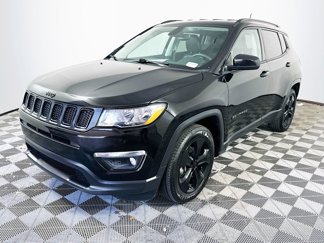 Used 2021 Jeep Compass Latitude image 1