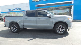 Used 2024 Chevrolet Silverado 1500 LT image 1