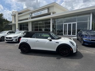 Used 2024 MINI Cooper S image 1