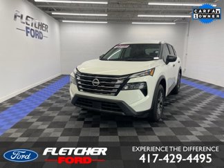 Used 2024 Nissan Rogue S image 1