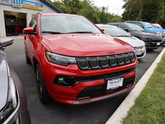 Used 2022 Jeep Compass Limited image 1