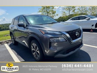 Used 2021 Nissan Rogue SV image 1