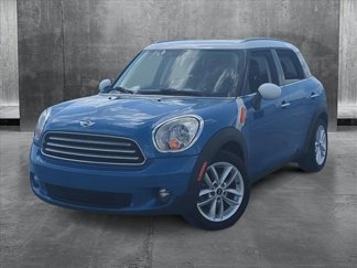 Used 2014 MINI Cooper Countryman image 1