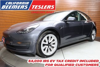 Used 2022 Tesla Model 3 Standard Range image 1