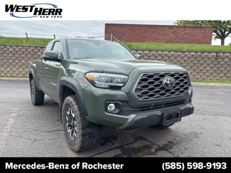 Used 2021 Toyota Tacoma TRD Off-Road image 1