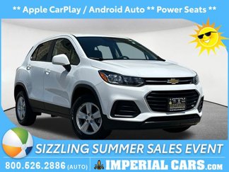 Used 2022 Chevrolet Trax LS w/ Tint and Cruise Package image 1