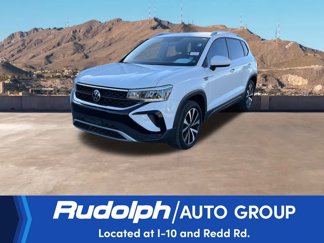 Used 2022 Volkswagen Taos SE image 1