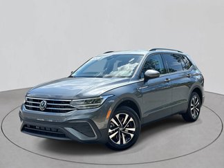 Used 2024 Volkswagen Tiguan S image 1