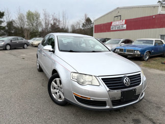 Used 2006 Volkswagen Passat 2.0T image 1