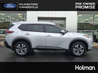 Used 2022 Nissan Rogue SV w/ SV Premium Package image 1