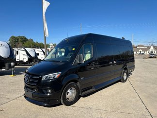 Used 2024 Mercedes-Benz Sprinter 3500 image 1