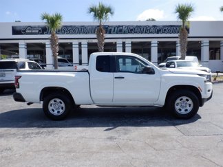 Used 2023 Nissan Frontier S image 1