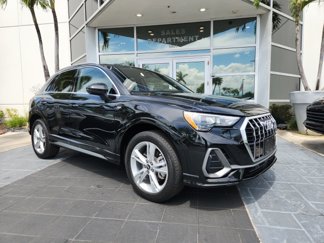 Used 2022 Audi Q3 2.0T Premium w/ Convenience Package image 1