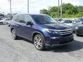 Used 2017 Honda Pilot Touring image 1