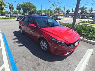 Used 2023 Hyundai Elantra SE w/ Cargo Package image 1