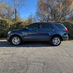 Used 2016 Ford Explorer FWD image 1
