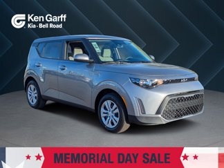 New 2025 Kia Soul LX image 1
