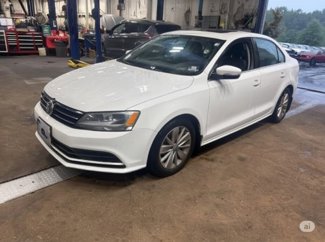Used 2015 Volkswagen Jetta SE image 1