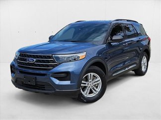 Used 2020 Ford Explorer XLT image 1