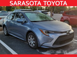 Used 2022 Toyota Corolla LE image 1