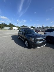 New 2022 Kia Telluride LX image 1