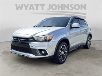 Used 2019 Mitsubishi Outlander Sport SE image 1