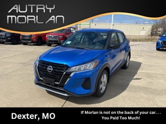New 2025 Nissan Kicks Play S image 1