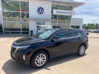 Used 2023 Chevrolet Equinox LT image 1