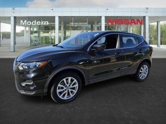 Certified 2022 Nissan Rogue Sport S image 1