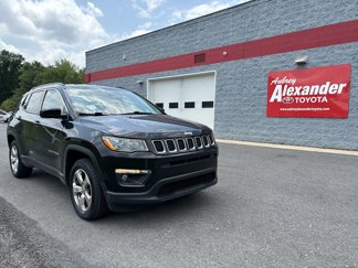 Used 2018 Jeep Compass Latitude w/ Popular Equipment Group image 1