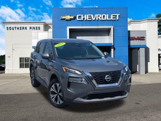 Used 2023 Nissan Rogue SV image 1