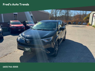 Used 2018 Toyota RAV4 LE w/ All Weather Liner Package image 1