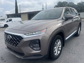 Used 2020 Hyundai Santa Fe SE image 1
