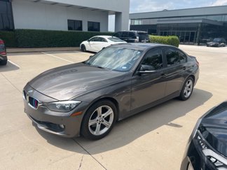 Used 2014 BMW 320i Sedan image 1