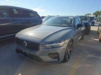 Used 2024 Volvo S60 B5 Core image 1