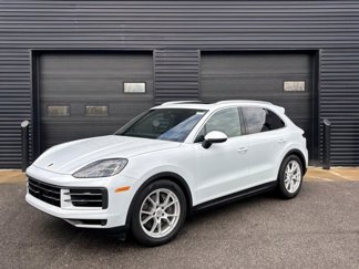 Certified 2024 Porsche Cayenne image 1