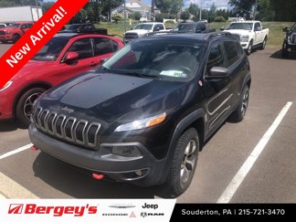 Used 2015 Jeep Cherokee Trailhawk image 1