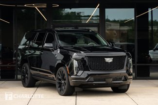 Used 2025 Cadillac Escalade Sport Platinum w/ LPO, ONYX Package image 1