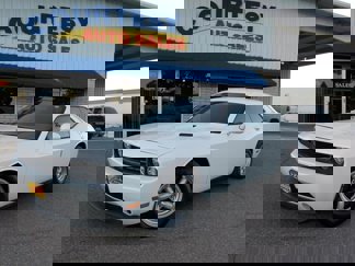 Used 2013 Dodge Challenger SXT image 1
