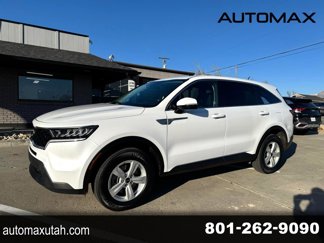 Used 2022 Kia Sorento LX image 1