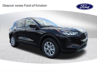 New 2024 Ford Escape Active w/ Tech Pack #2 image 1