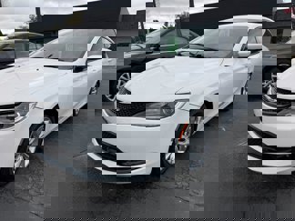 Used 2015 Chrysler 200 S image 1