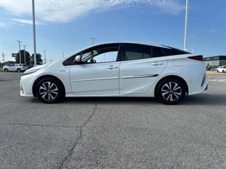 Used 2017 Toyota Prius Prime video 2