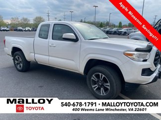 Used 2018 Toyota Tacoma SR image 1
