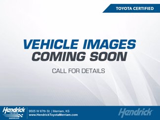 Used 2021 Toyota RAV4 LE image 1