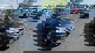 Used 2016 Toyota Camry image 1