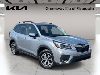 Used 2021 Subaru Forester Premium image 1